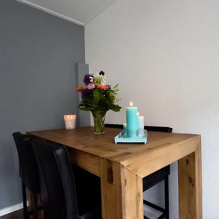 Cosy Holiday In By The Beach