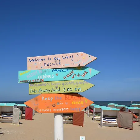 Cosy Holiday In By The Beach 펜션 *